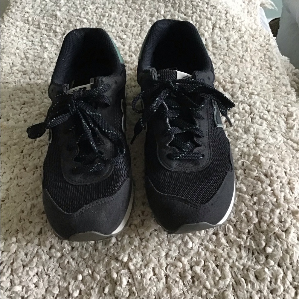 Black New Balance Sneakers